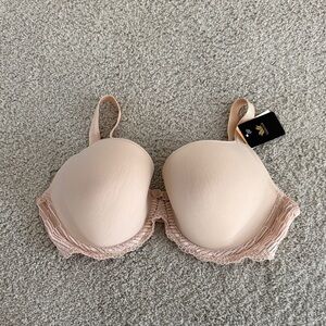 NWT Wacoal Lace Trimmed Bra in Tan 36DD